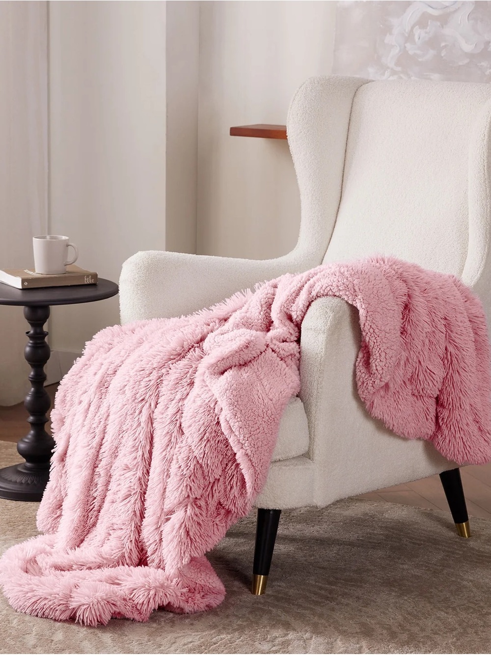 LuxSoft Plush Throw Blanket - Pink